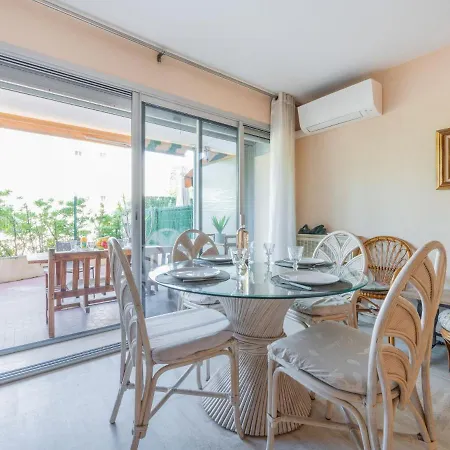 Les Oliviers By Interhome