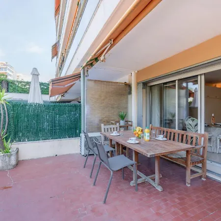 Daire Les Oliviers By Interhome