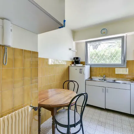Les Oliviers By Interhome Daire Cannes